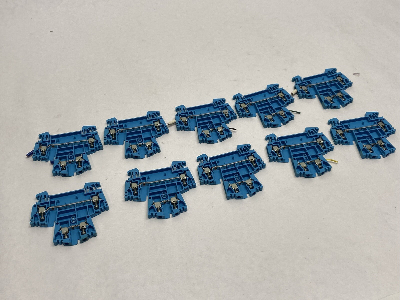 Allen Bradley 1492-JDB-B Terminal Blocks Blue 20A 600V LOT OF 10 - Maverick Industrial Sales