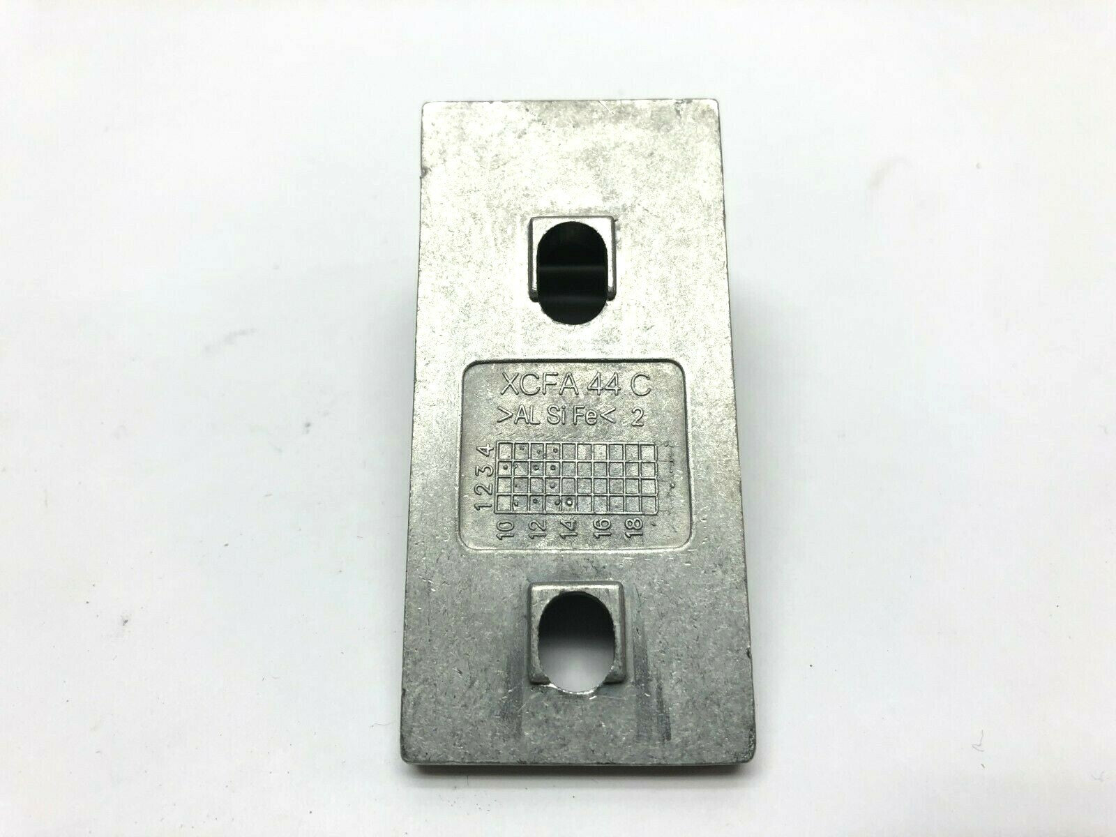 Flexlink XCFA44C Angle Bracket Gusset 90-Deg, Aluminum - Used - Maverick Industrial Sales