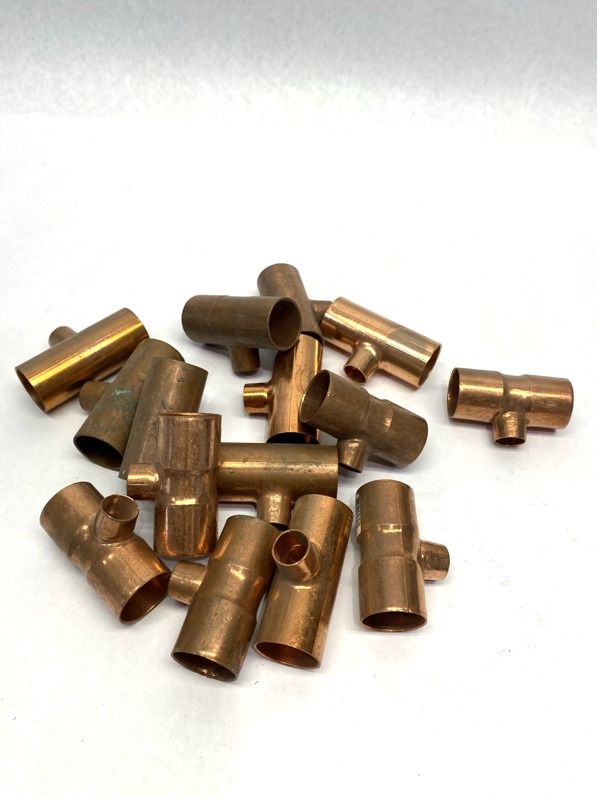 1" x 1" x 1/2" | Tee C x C x C Copper LOT OF 15 - New – Open box - Maverick Industrial Sales