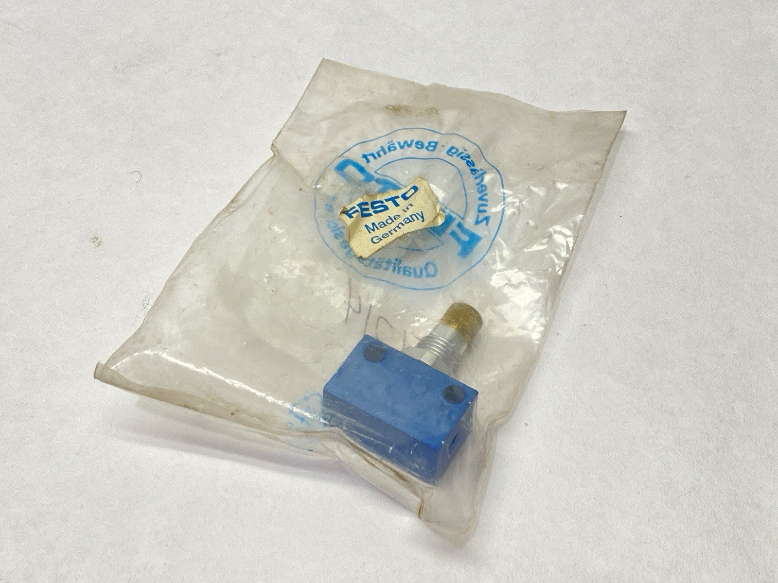 Festo GRO-M5-B Throttle Valve 151214 - Maverick Industrial Sales