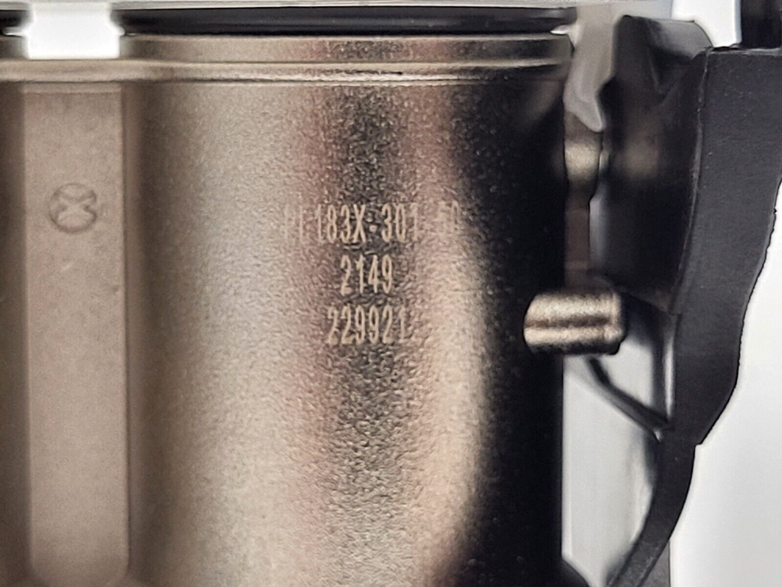 PL183X-301-50 | Amphenol PowerLok 300 Power Connector Female 10mm - New - Maverick Industrial Sales