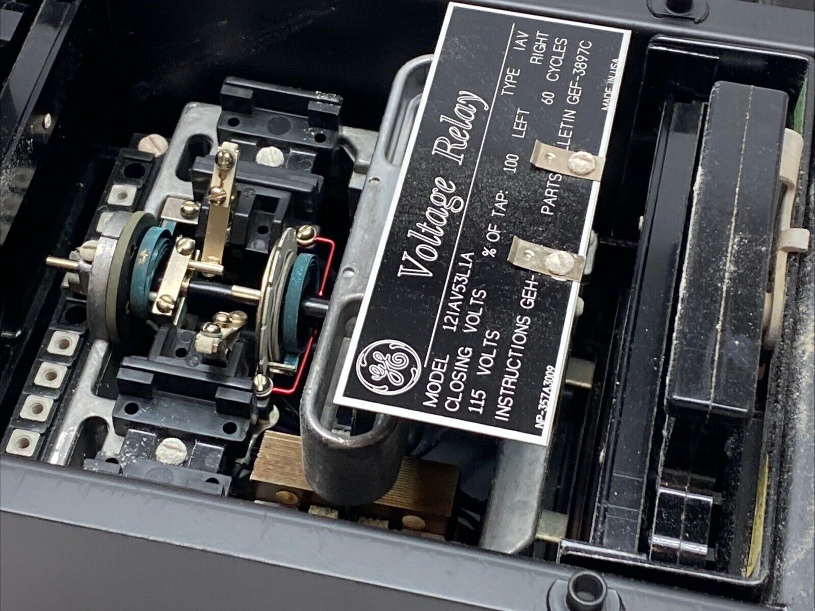 GE-Hitachi 12IAV53L1A IAV Time Delay Relay Single Phase 115V CORROSION - Maverick Industrial Sales