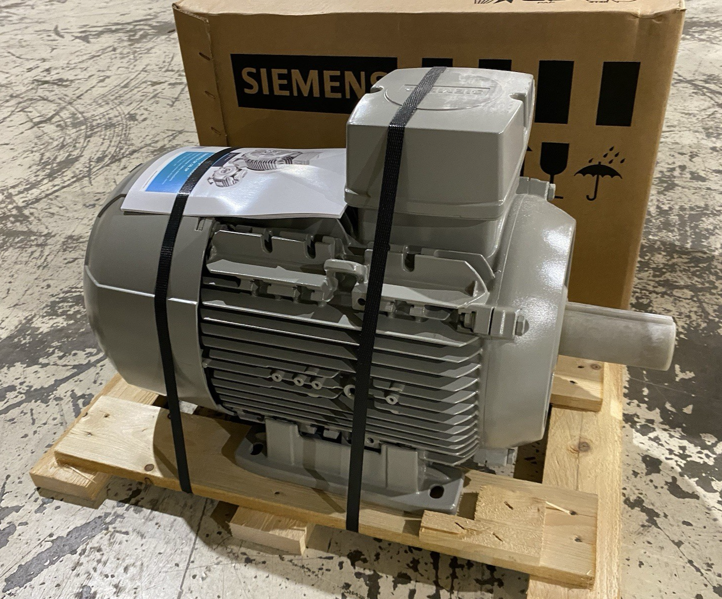 Siemens 1LE1023-1CB23-5AF4 Eagle Line SIMOTICS NEMA Premium Eff. Motor - Maverick Industrial Sales
