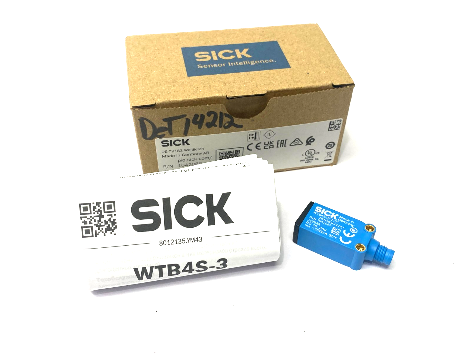 Sick WTB4S-3F2131 Miniature Photoelectric Sensor 10-30VDC 1042060 - Maverick Industrial Sales
