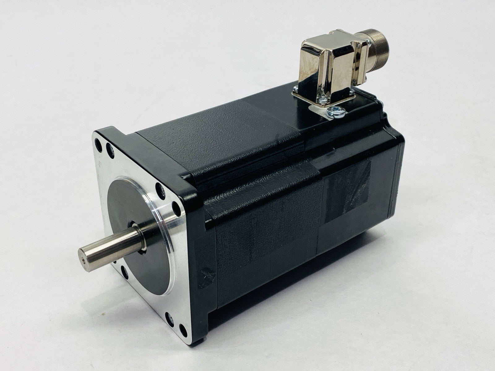 Schneider Electric BRS39AW360ACA 3-Phase Stepper Motor 1000RPM 4.52Nm 230VAC - Maverick Industrial Sales