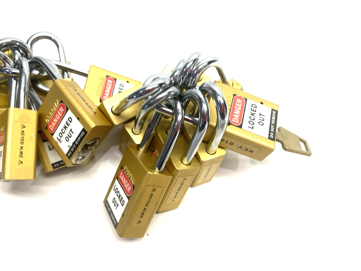 47817027