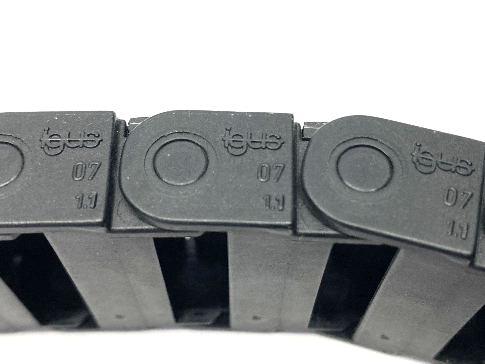 Igus R28.07.1.1.0 E-Chain Assembly 15" Length - Maverick Industrial Sales