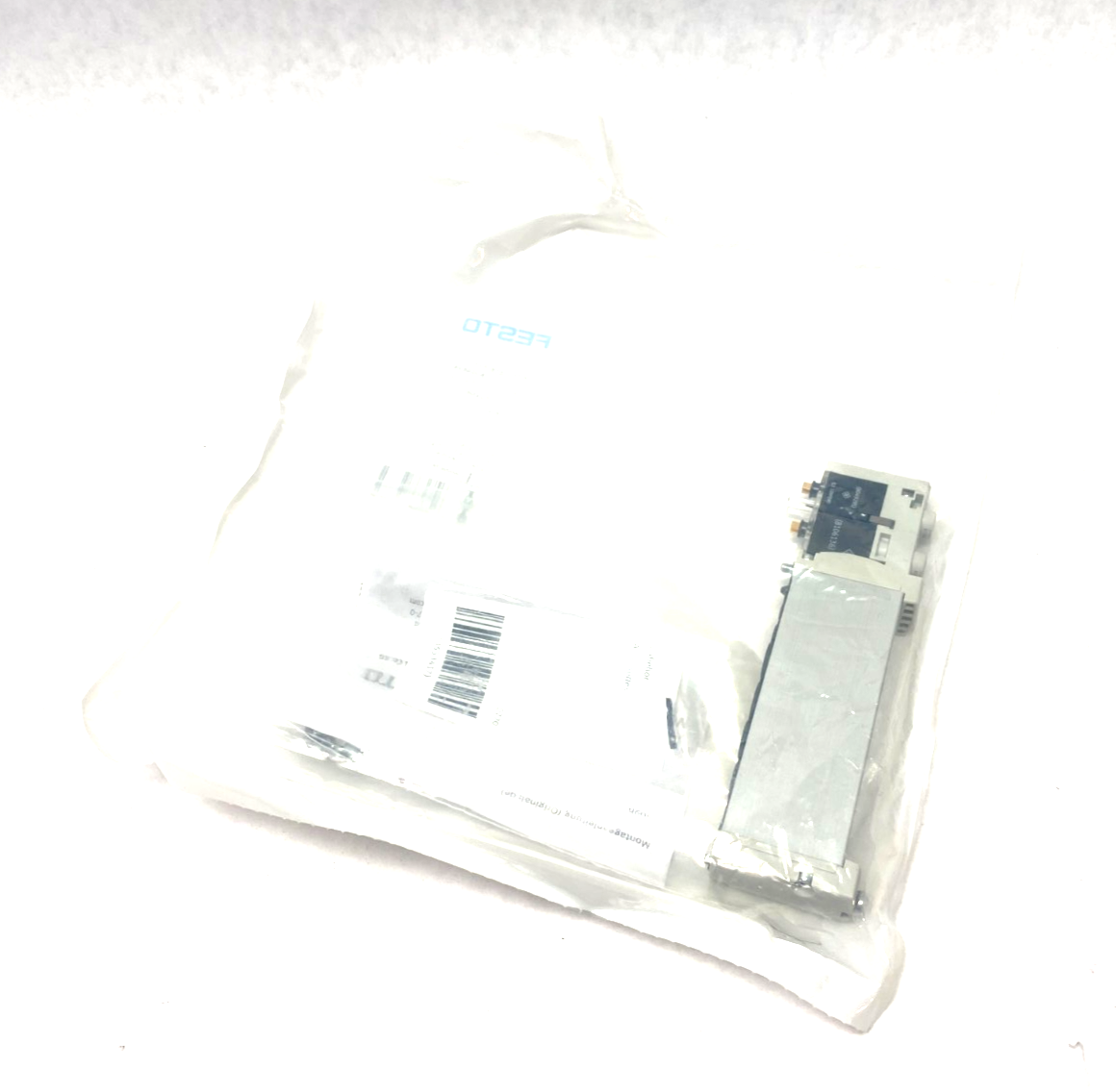 Festo VUVG-B18-P53C-ZT-F-1T1L Solenoid Valve, 5/3 Closed, 8004894 - Maverick Industrial Sales