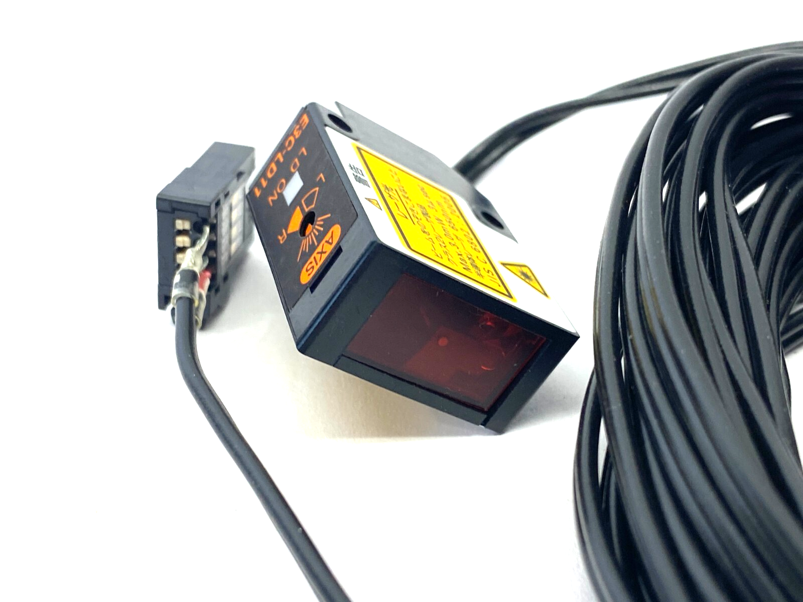 Omron E3C-LD11 4M Photoelectric Diffuse Laser Sensor 4m Cable - Maverick Industrial Sales