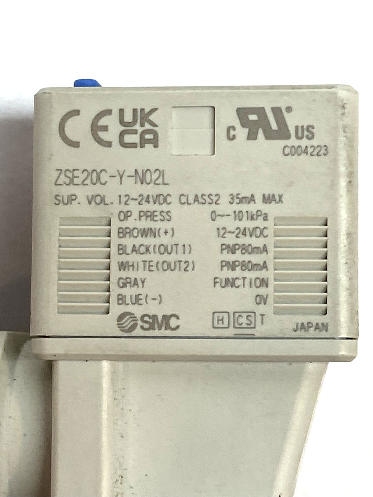 ZSE20C-Y-N02L | SMC Digital Vacuum Switch 3-Screen 1/4" NPT PNP 12-24V - Used - Maverick Industrial Sales