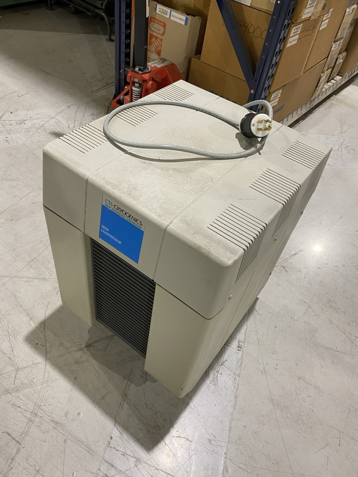 CTI Cryogenics 8135901G001 9600 Series Compressor 380-460V 3Ph Cracked Casing - Maverick Industrial Sales