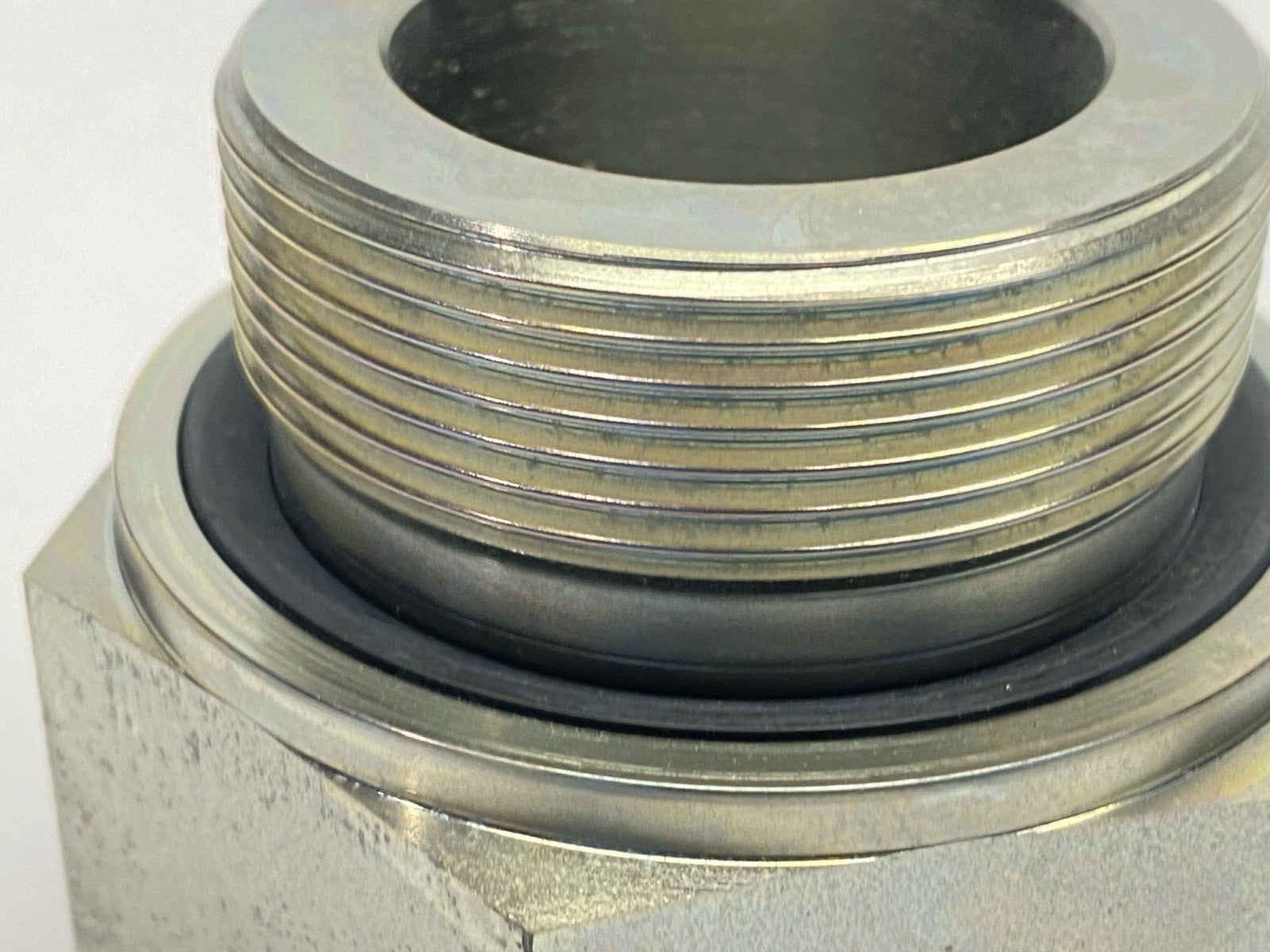 RI2EDX11/2CF | Parker Ermeto DIN Port Reducer G 2 A" x 1-1/2" - New Other - Maverick Industrial Sales