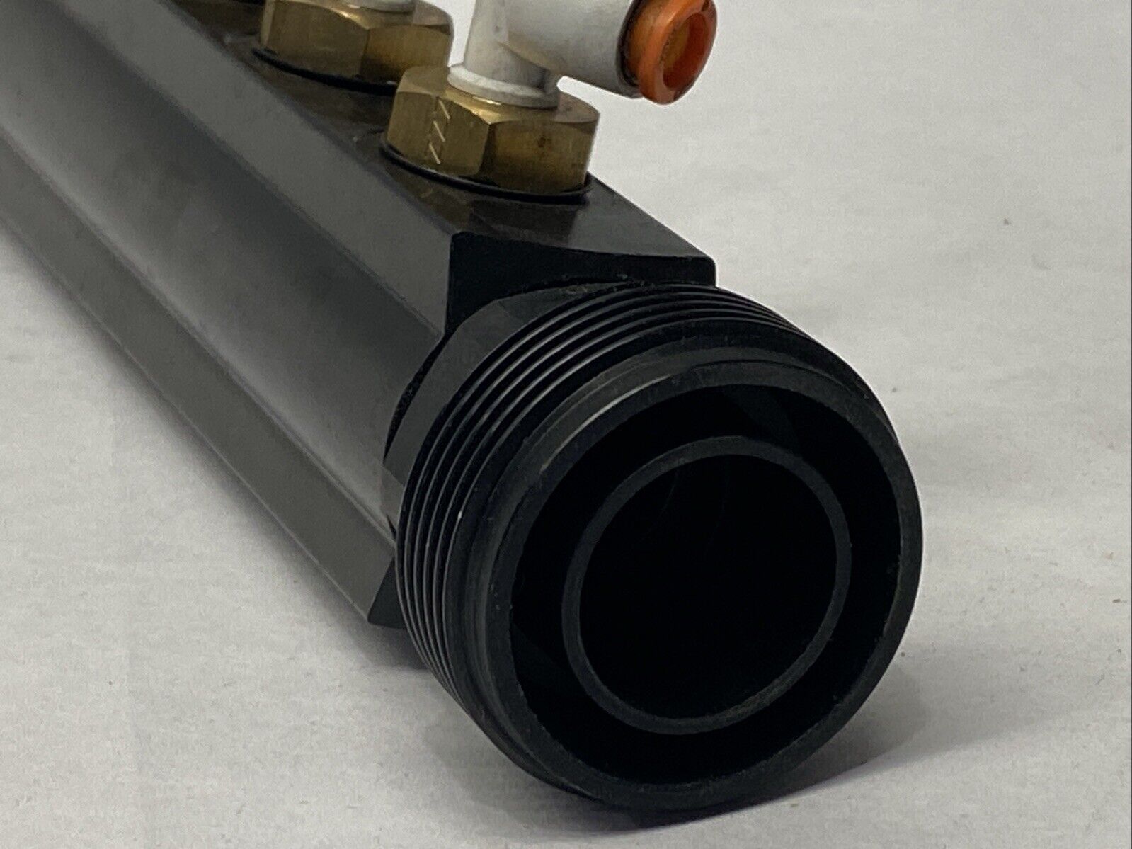 Parker 6651 25 12 04 Transair 4-Port Manifold NO NUTS - Used - Maverick Industrial Sales