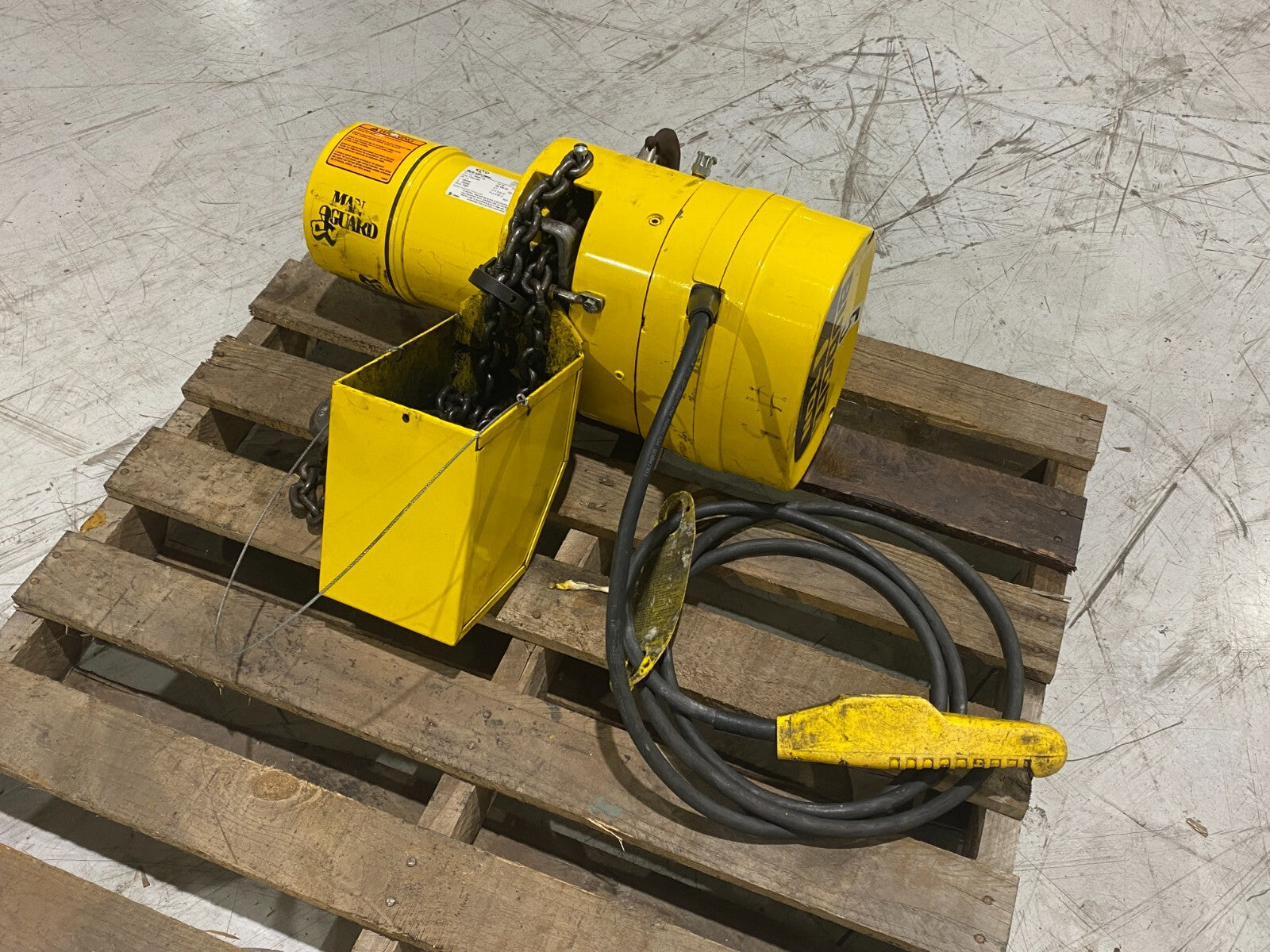 Yale Lift-Tech BEHC0116 ManGuard Budgit Electric Chain Hoist 1-Ton Capacity 1HP - Maverick Industrial Sales