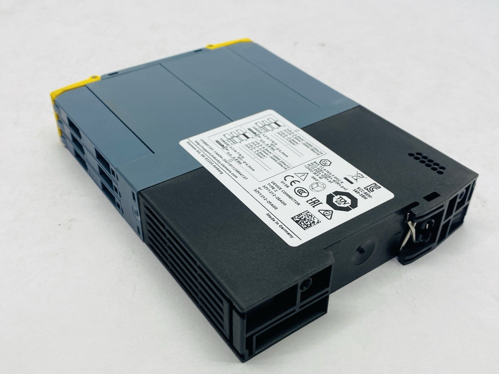 Siemens 3RM1101-1AA04 Fail Safe Direct Starter 0.1-0.5A 500V 24VDC 0-0.12kW - Maverick Industrial Sales