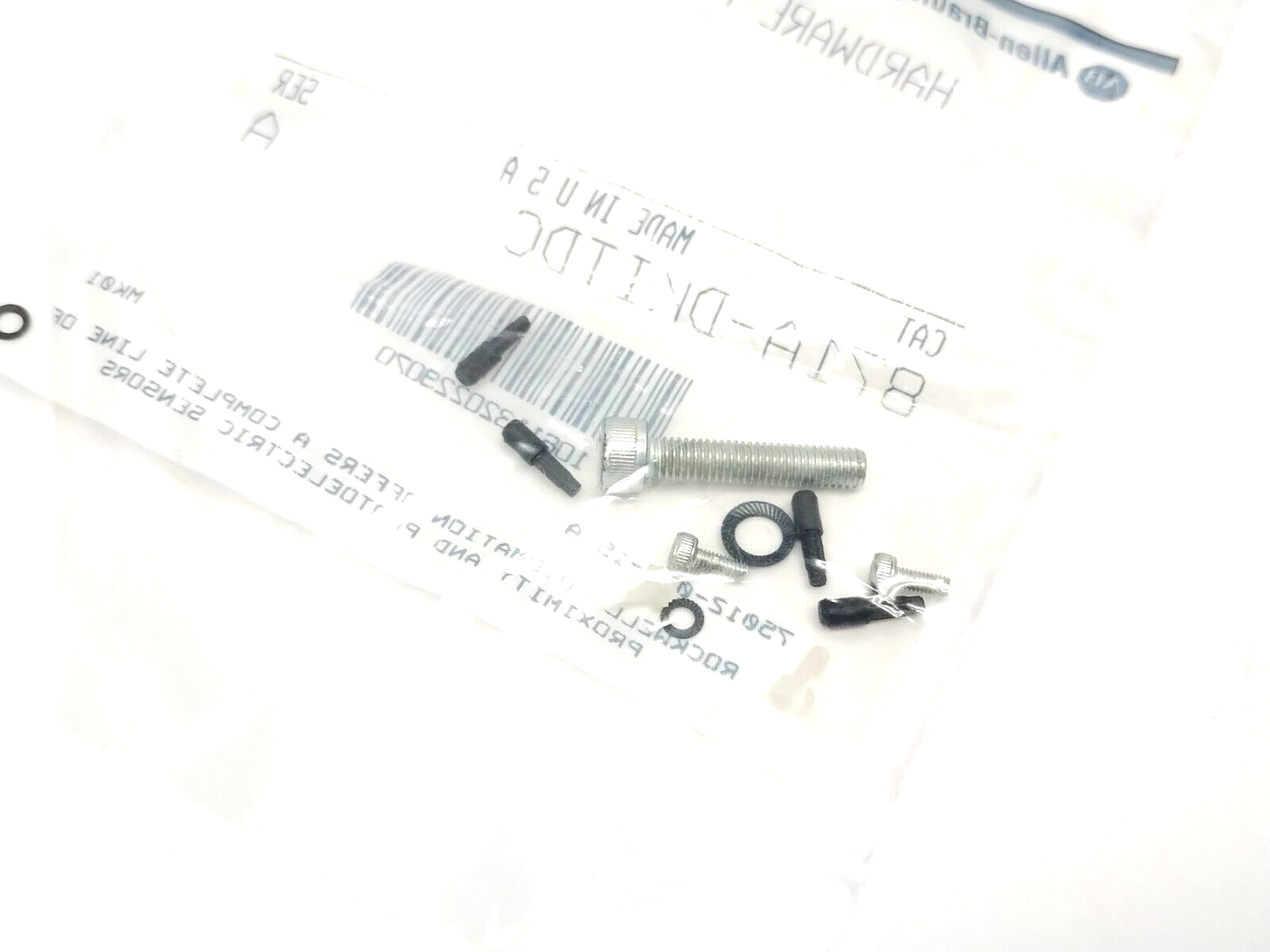 Allen Bradley 871D-MW2GP200B-D4 Ser. A WorldClamp Inductive Proximity Sensor - Maverick Industrial Sales