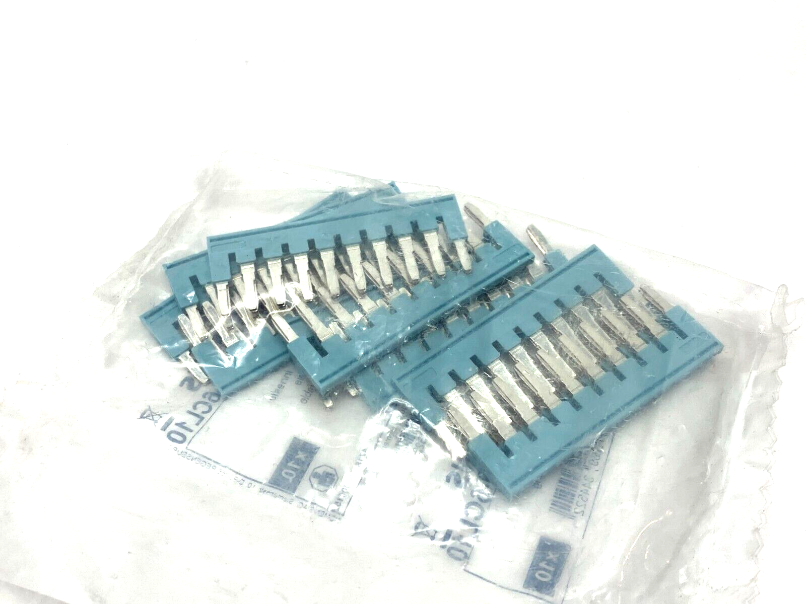 Siemens 8WH9020-6CL10 Plug-In Bridge Jumper Bar 10-Pole 6mm Space PKG OF 10 - Maverick Industrial Sales