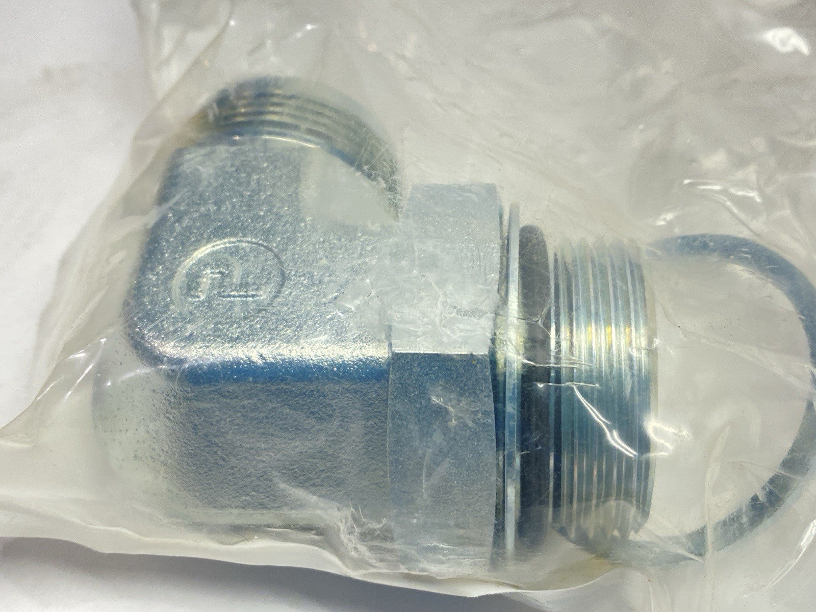 20C4OMXS | Parker Triple-Lok 37 Degree Elbow JIC Fitting 1-1/4" x 1-1/4" - New - Maverick Industrial Sales