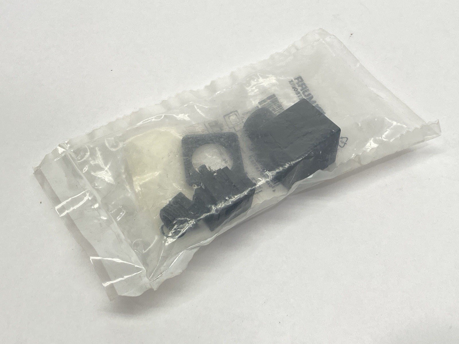 Murr Elektronik 7000-29245-0000000 SVS Eco Valve Plug A-18mm Screw Terminal - Maverick Industrial Sales