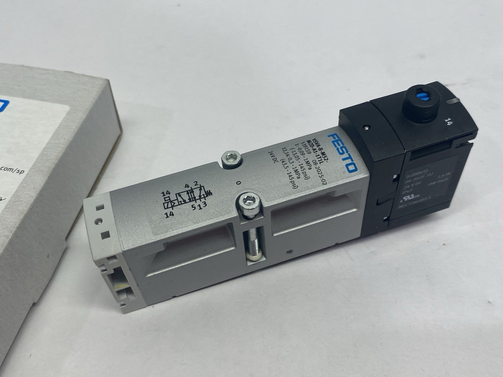 VSVA-B-M52-MZD-A1-1T1L | Festo Pneumatic Solenoid Valve 5/2 Monostable 539159 - New – Open box - Maverick Industrial Sales