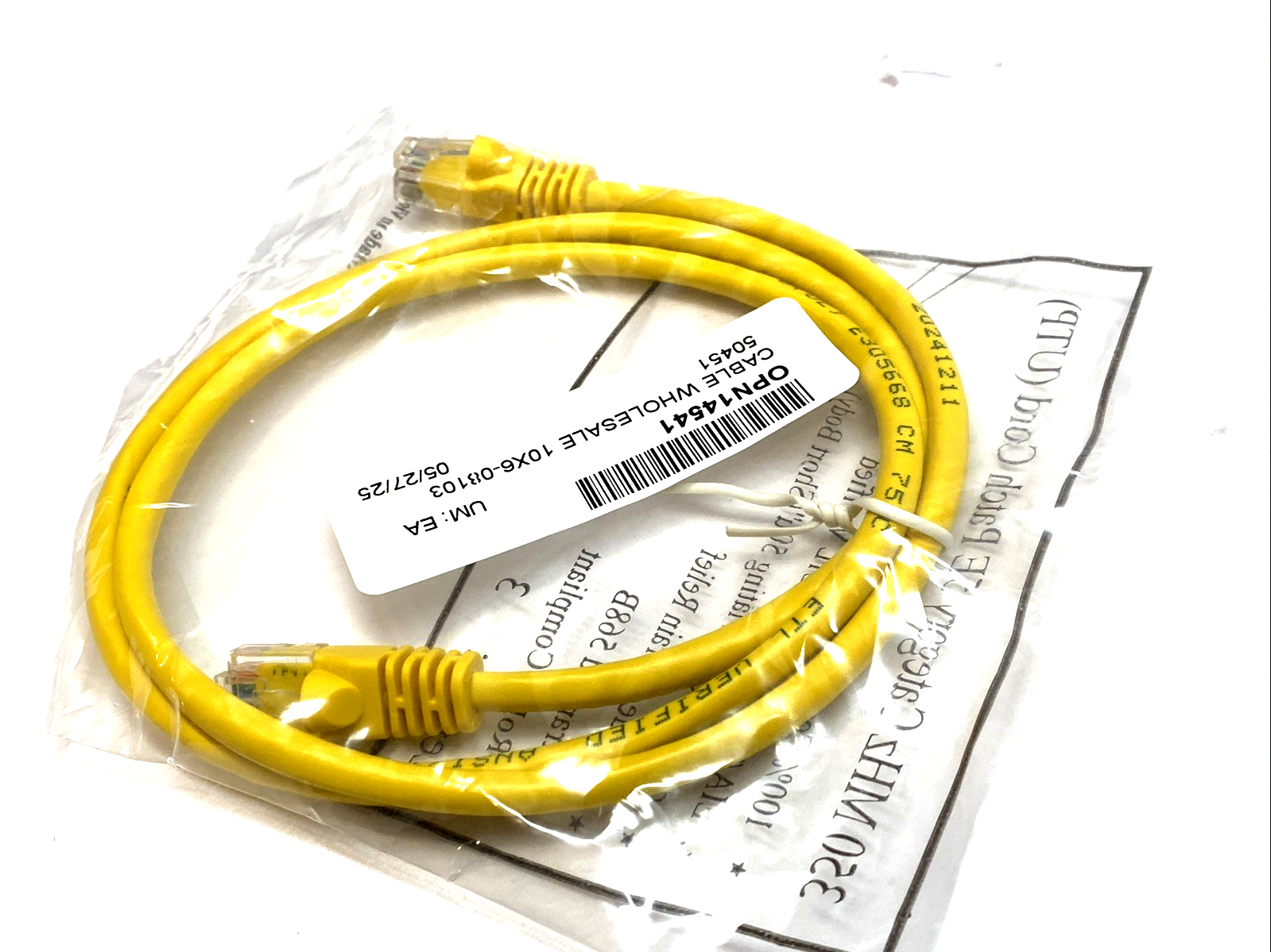 Cat5e E305668 24 AWG 350MHz UTP Type CM Cable LOT OF 4 - Maverick Industrial Sales