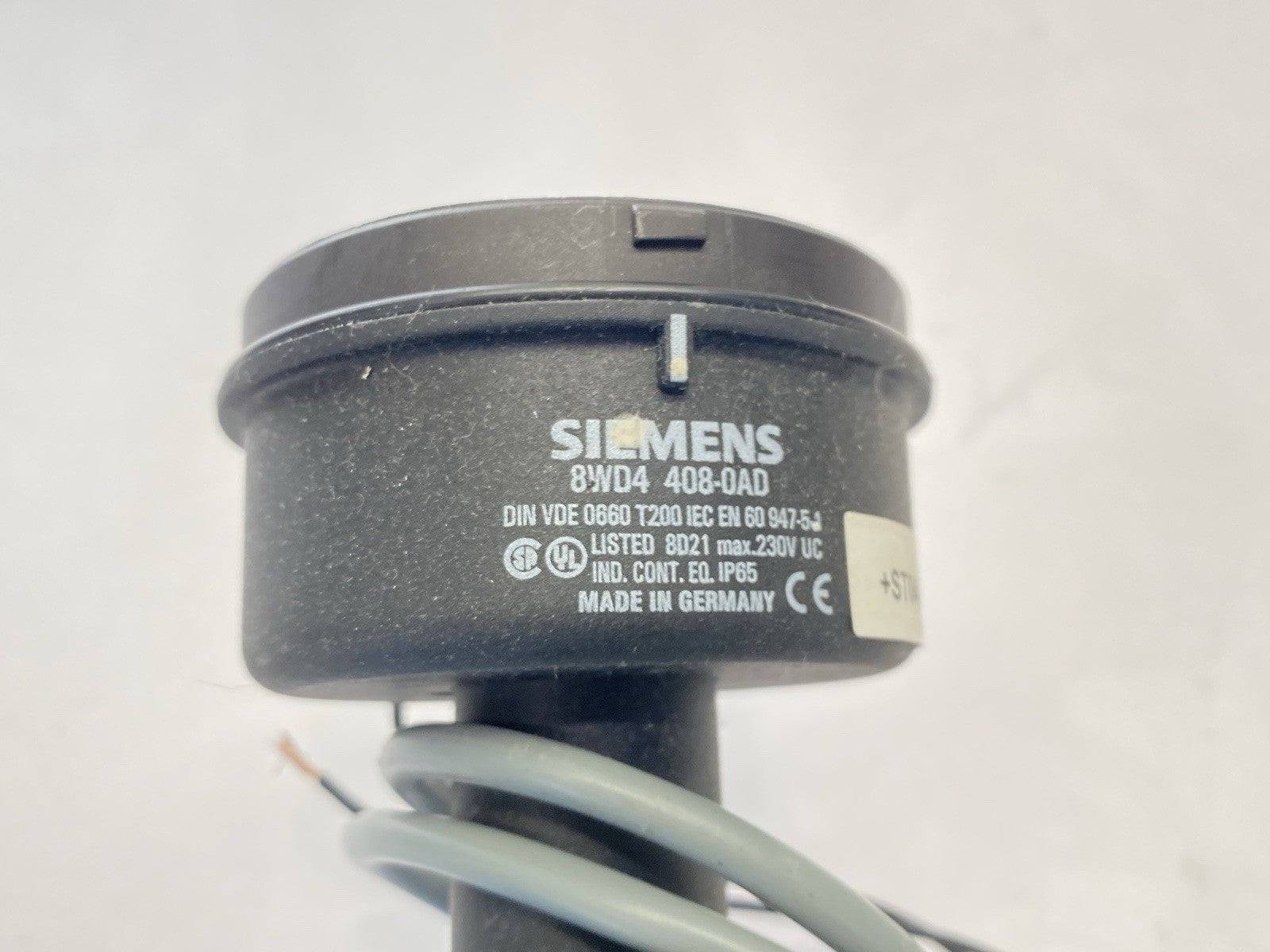 Siemens 8WD4408-0AD Signaling Column Connector Element - Maverick Industrial Sales