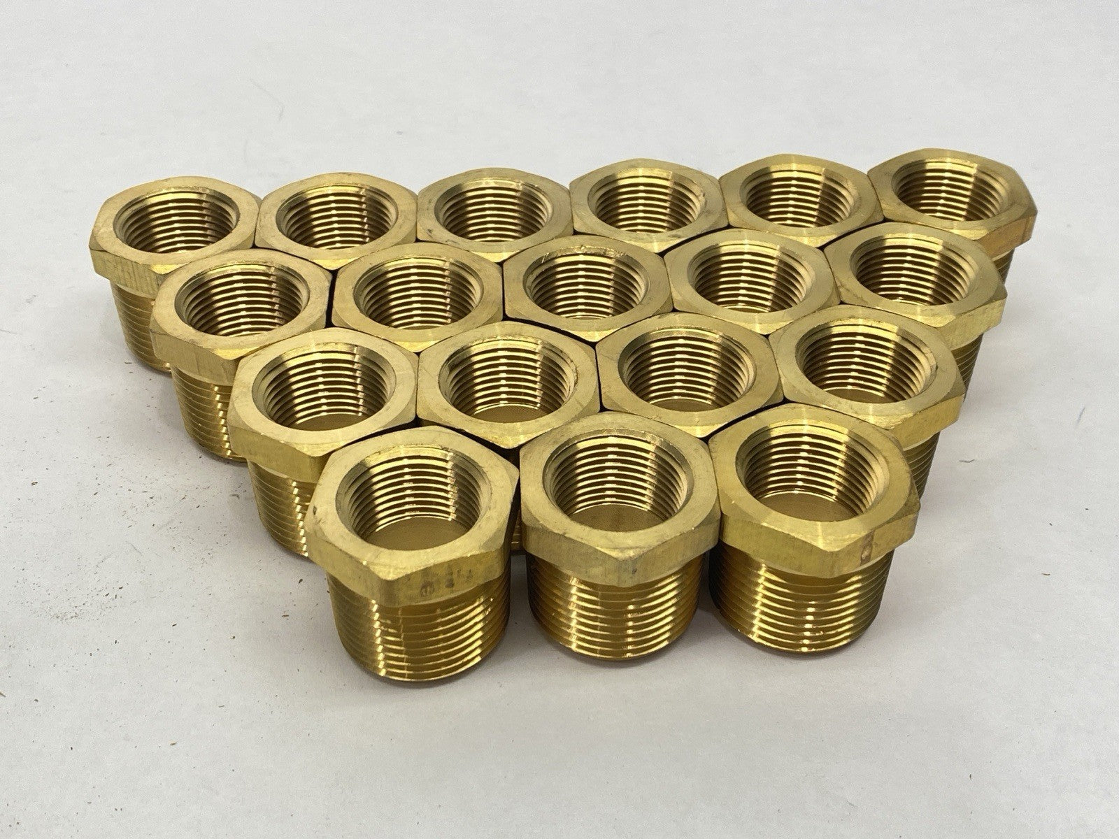 28115 | Midland Industries Hex Bushing 1" Male NPTF x 3/4" Female NPTF LOT OF 18 - New – Open box - Maverick Industrial Sales