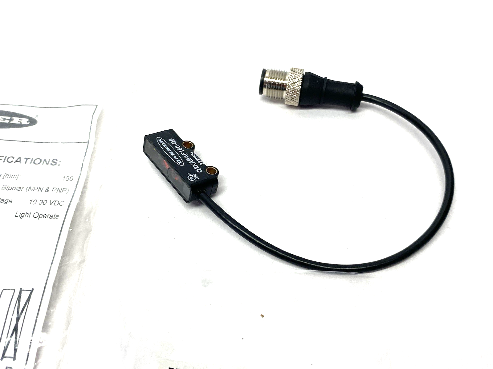 Banner Q2XABAF150-Q5 Adjustable Field Sensor Output: LO (Light Operate) 810304 - Maverick Industrial Sales