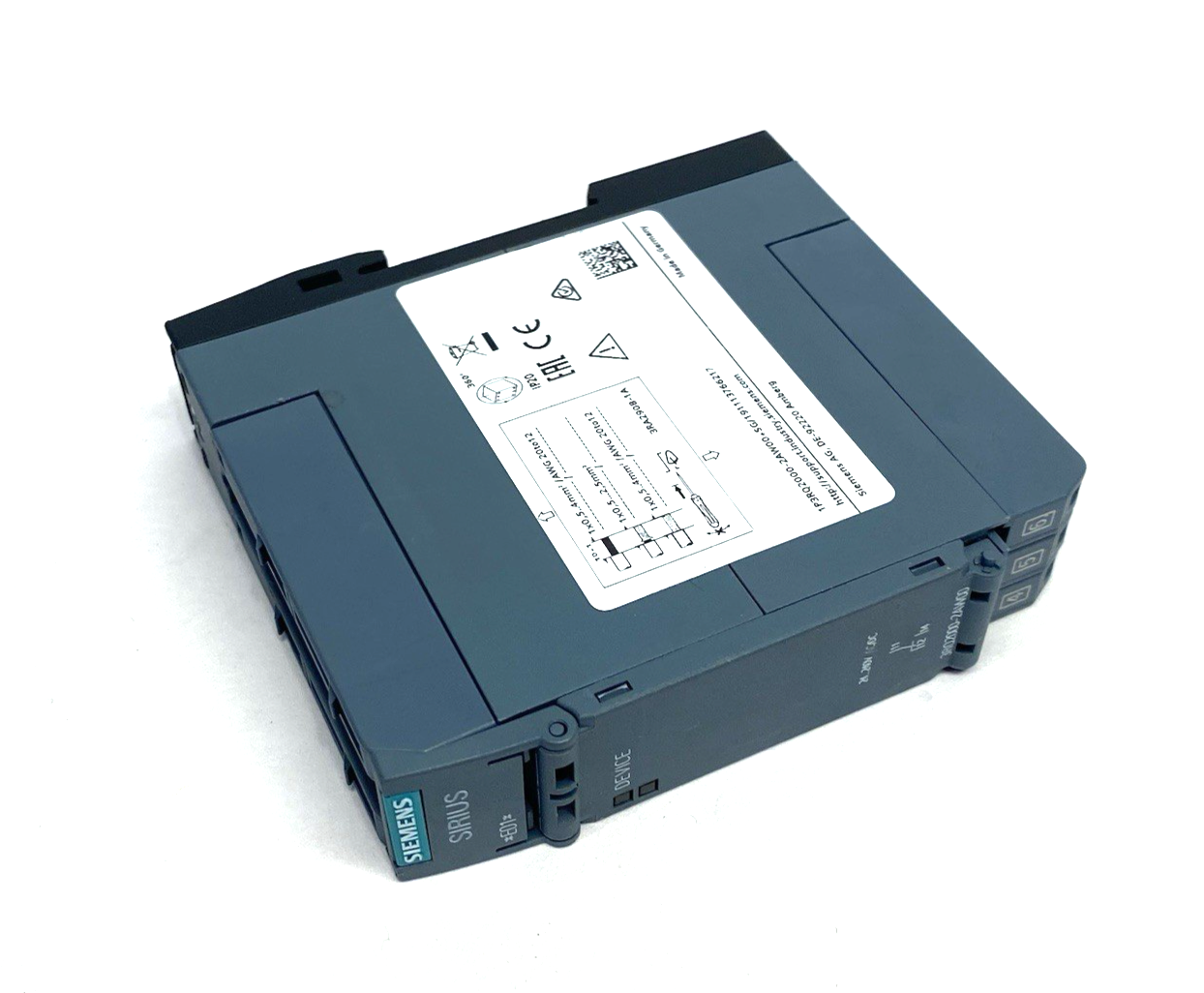 | Siemens 3RQ2000-2AW00 SIRIUS Coupling Relay 24-240V MISSING ONE COVER - Used - Maverick Industrial Sales