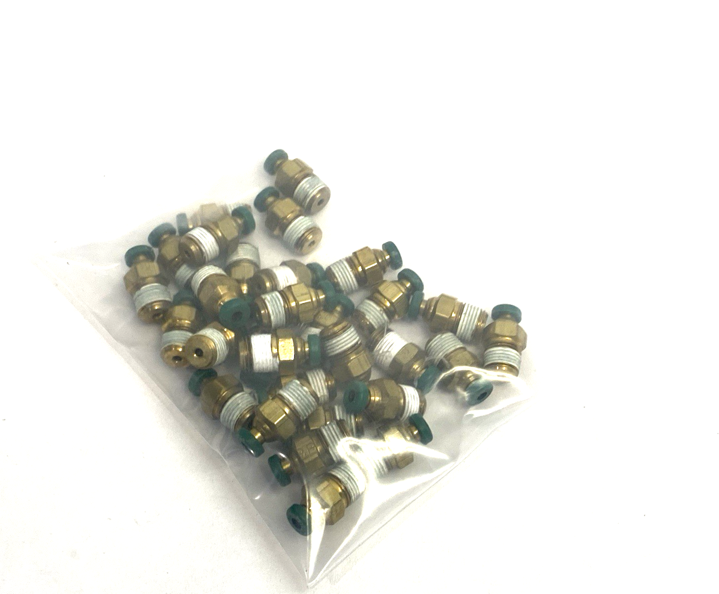 L68PLN-2-2 | Parker Prestolok Straight Fitting 1/8" to 1/8" Male Thread LOT OF 30 - New – Open box - Maverick Industrial Sales
