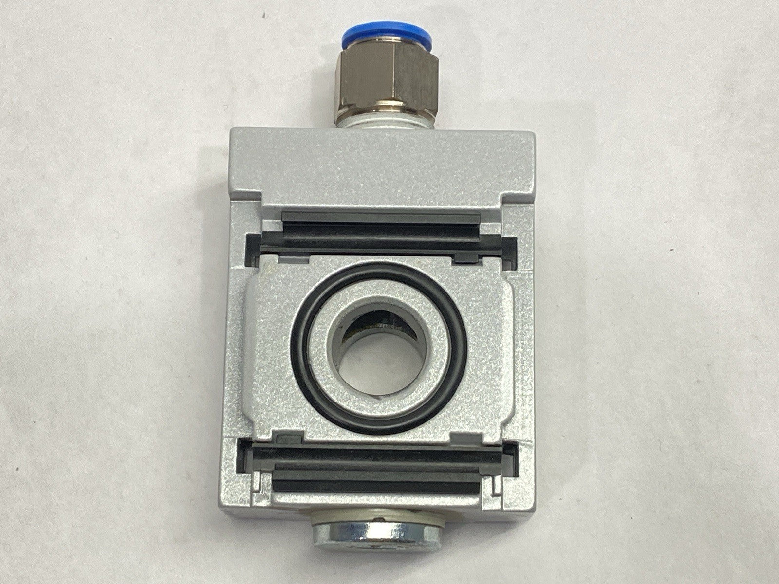 MS6-FRM-FRZ | Festo Distributor Block Branching Module G1/2 549337 - Used - Maverick Industrial Sales