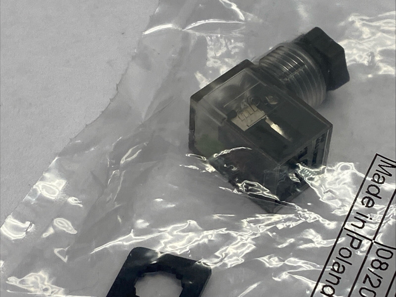 Emerson 4402050330 Aventics Valve Plug Connector - Maverick Industrial Sales