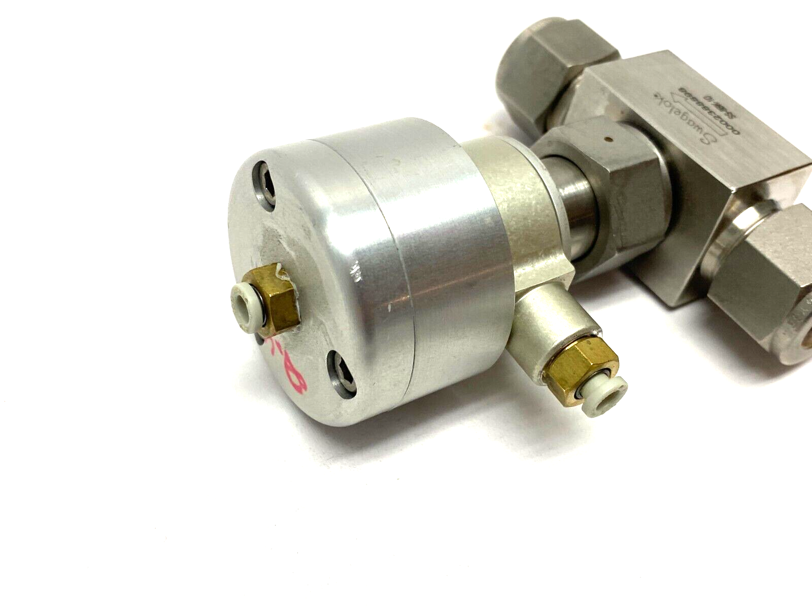Swagelok SS-8BK-1D Stainless Steel Gasketed Bellows Valve - Maverick Industrial Sales