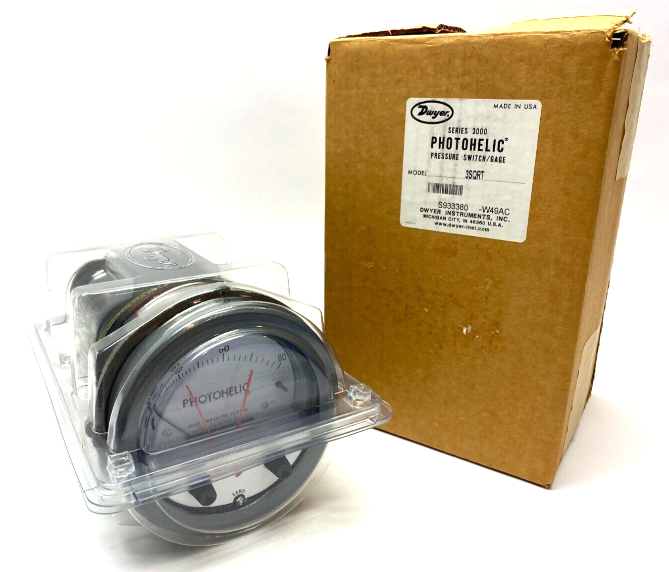 Dwyer 3SQRT Series 3000 Photohelic Pressure Switch/Gage - Maverick Industrial Sales