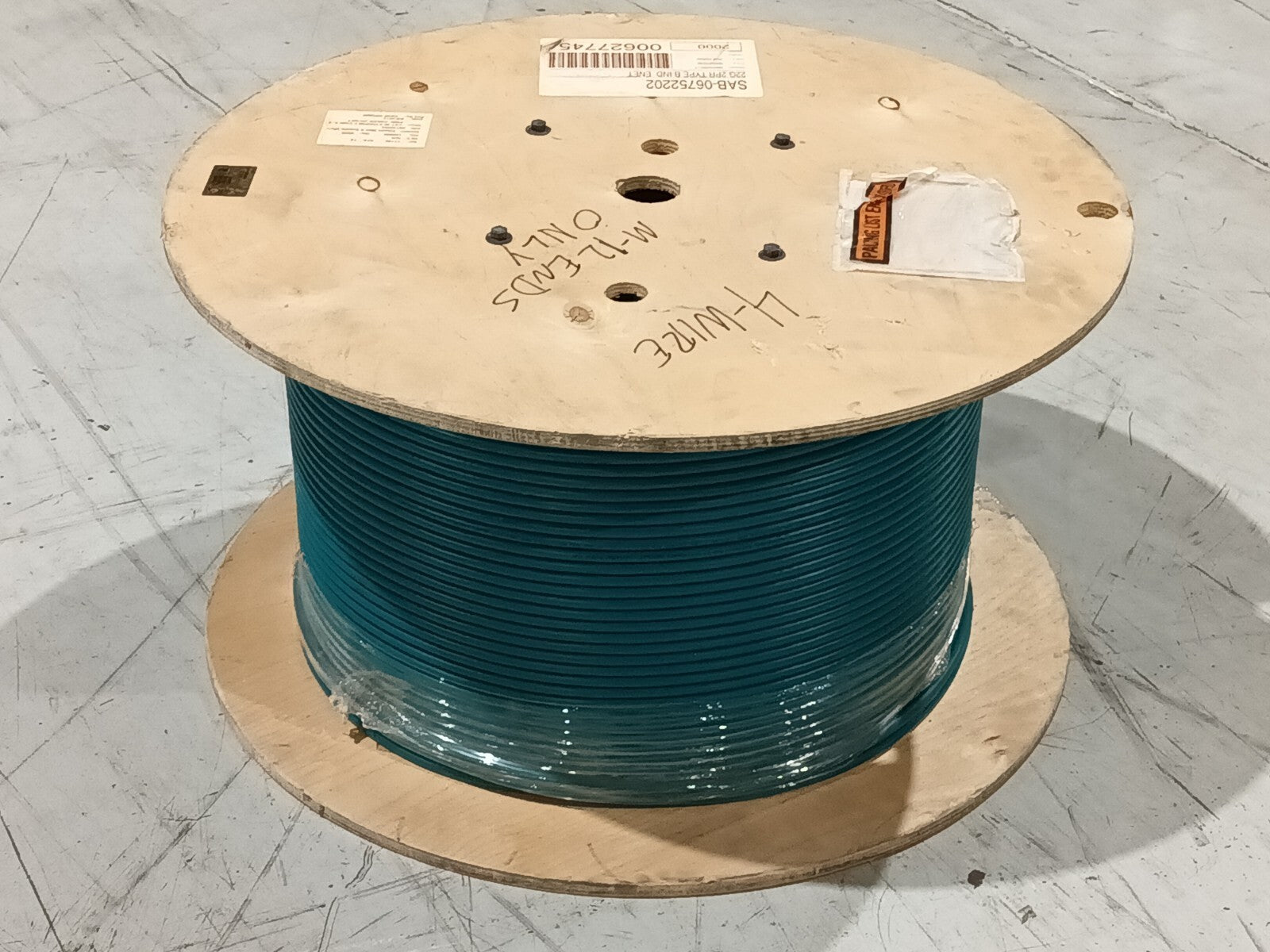 SAB 6752202 Industrial Ethernet Cable Cat5e 22 AWG Teal PVC 10' FT - Maverick Industrial Sales