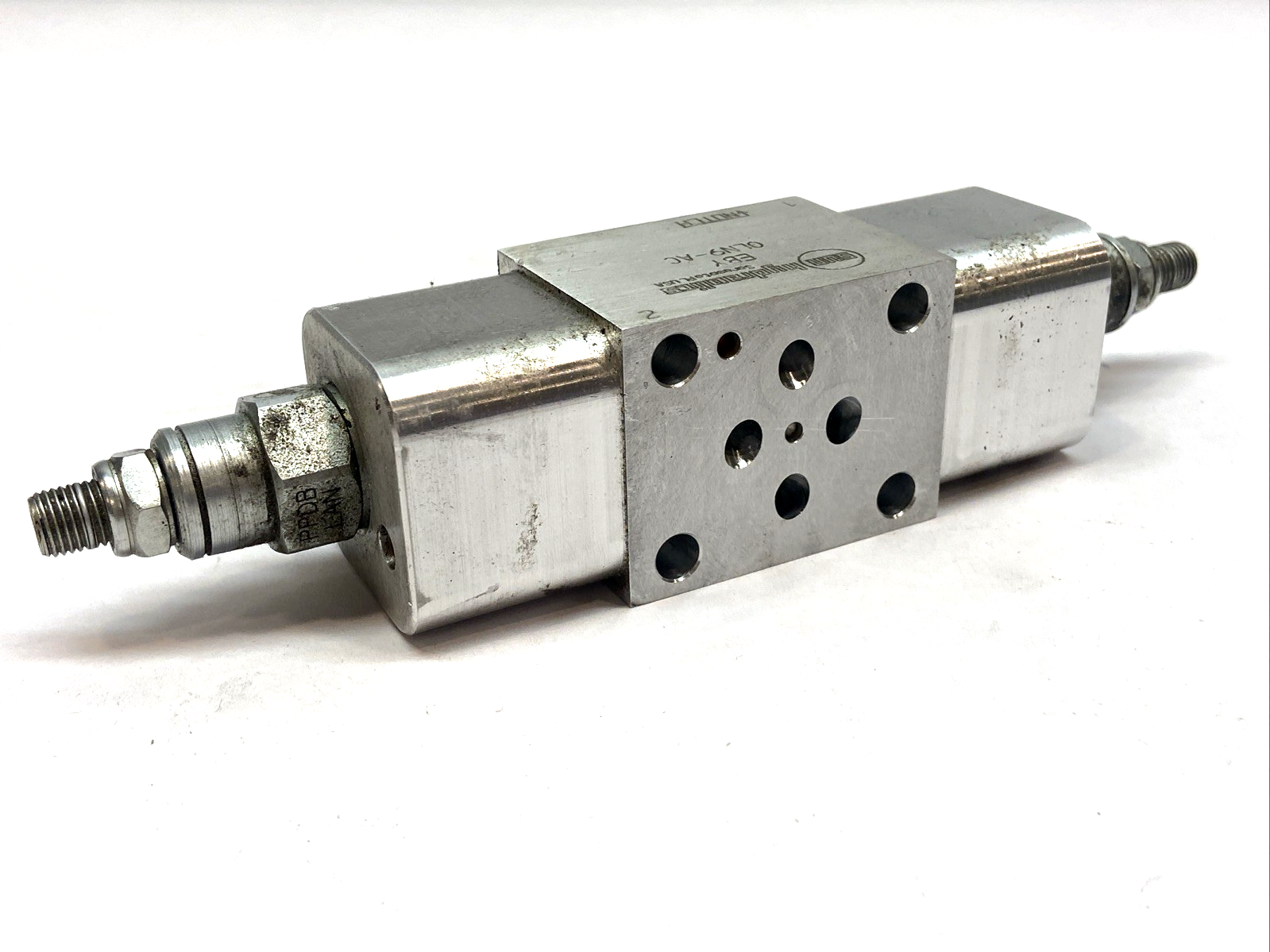 EBY-0LN9-AC | Sun Hydraulics ISO 03 Hydraulic Manifold - Used - Maverick Industrial Sales