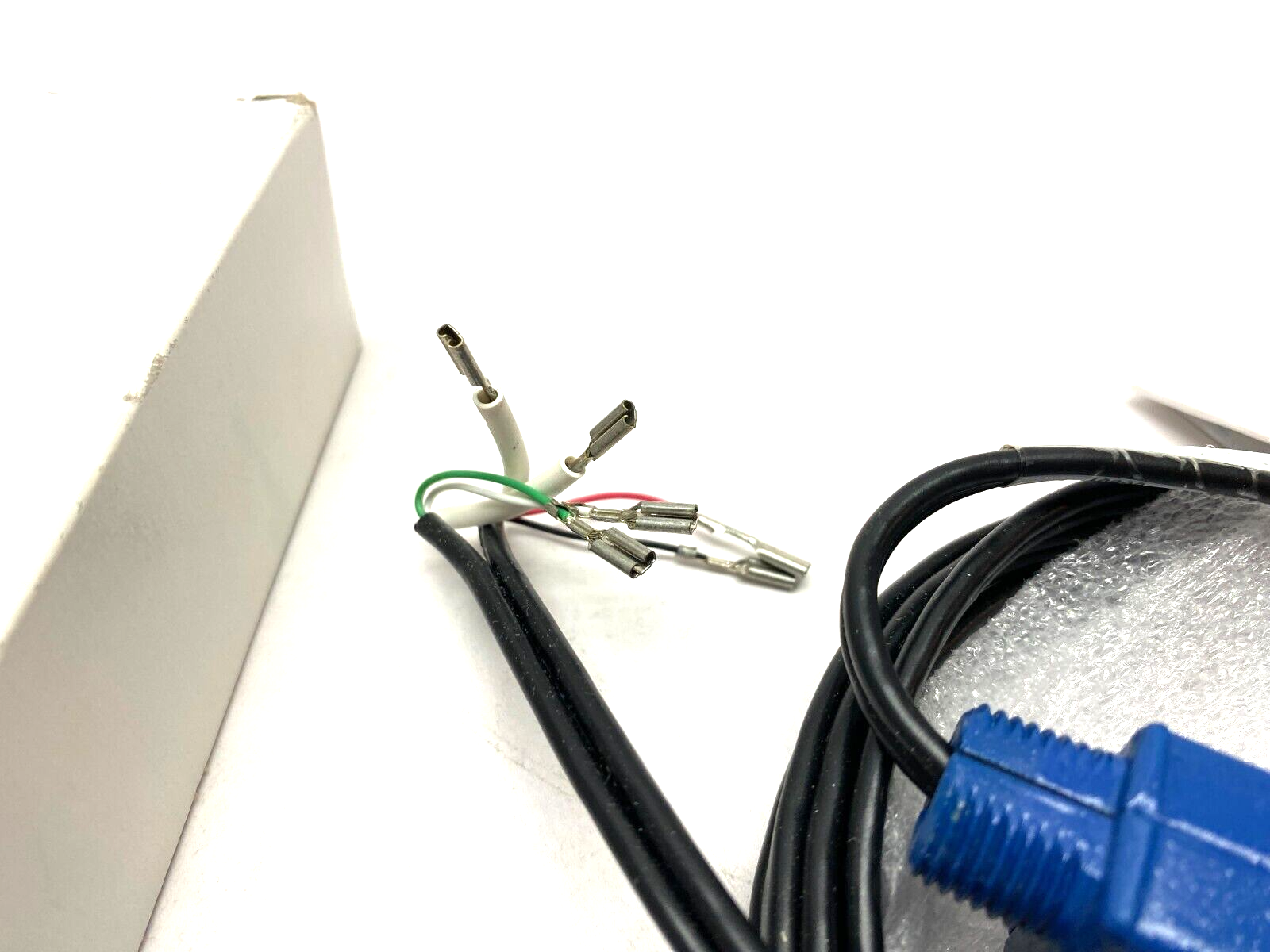 Eaton Cutler-Hammer 1370A-6501 OPCON 70-Series Photoelectric Legacy Sensor - Maverick Industrial Sales