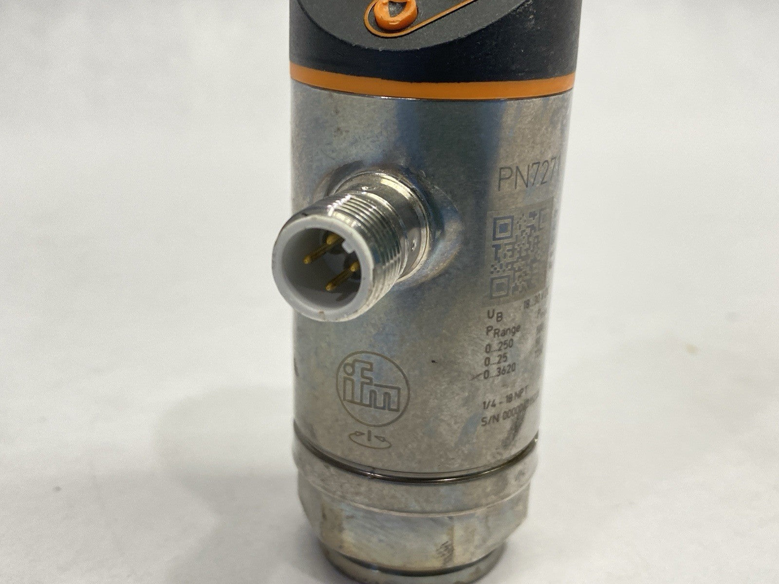 PN7271 | ifm Pressure Sensor With Display PN-250-SEN14-QFRKG/US/ /V - For parts or not working - Maverick Industrial Sales