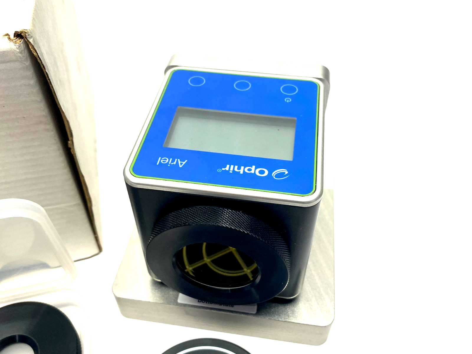 7Z02798 | Ophir mks Ariel Laser Power Sensor w/ Display - New – Open Box - Maverick Industrial Sales