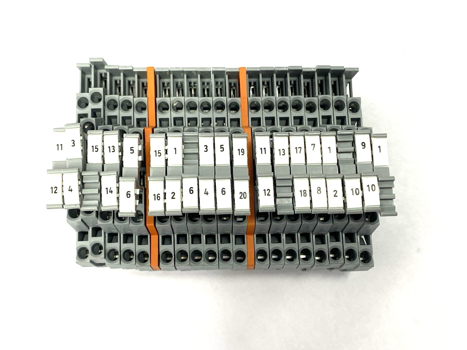 280-520 | Wago Double-Deck Terminal Block LOT OF 19 - Used - Maverick Industrial Sales