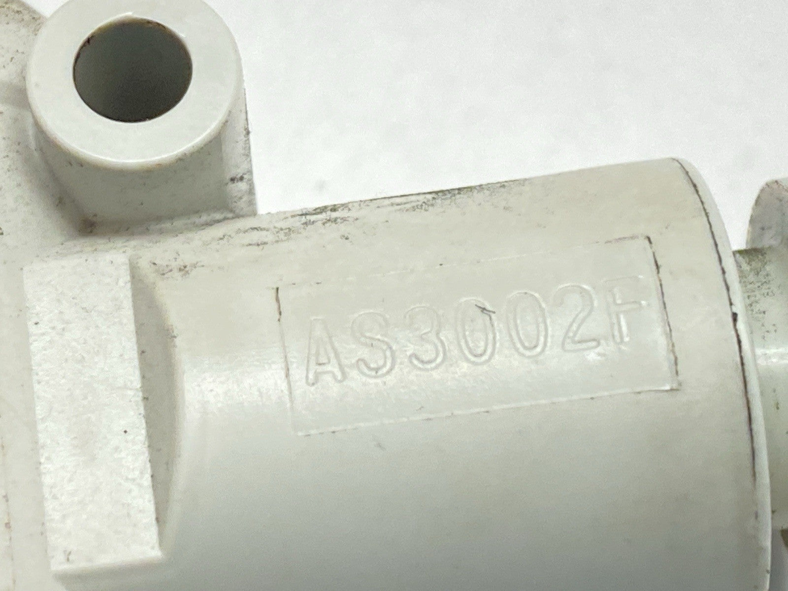 SMC AS3002F-10 Pneumatic Flow Control w/ Fitting 10mm OD Tube LOT OF 2 - Maverick Industrial Sales