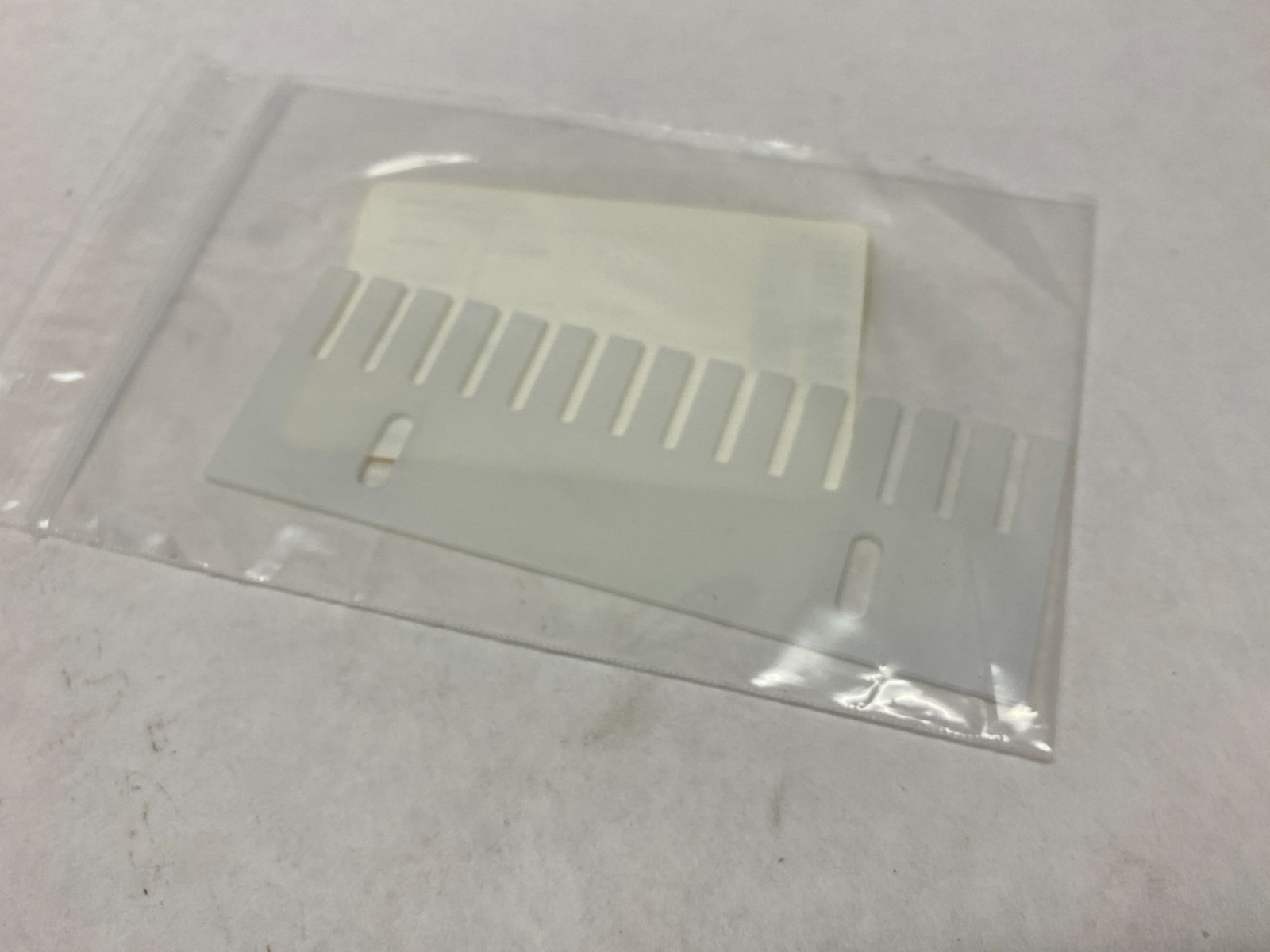 Bio Rad 1704324 Adjustable Height Comb 15-Well 1.5mm for SUb-Cell/Mini Sub-Cell - Maverick Industrial Sales