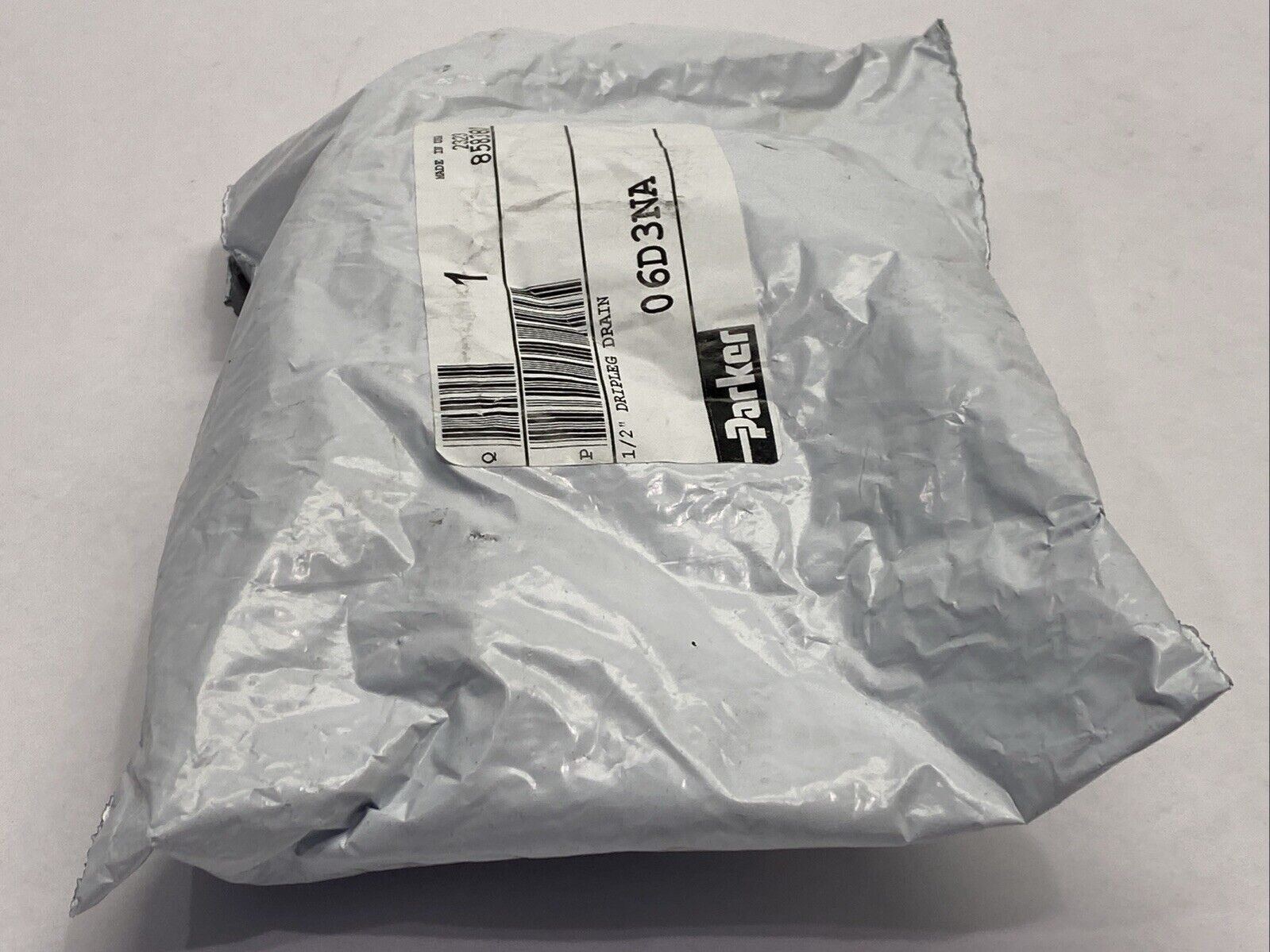 Parker 06D3NA Automatic Drip Leg Drain 1/2" - Maverick Industrial Sales