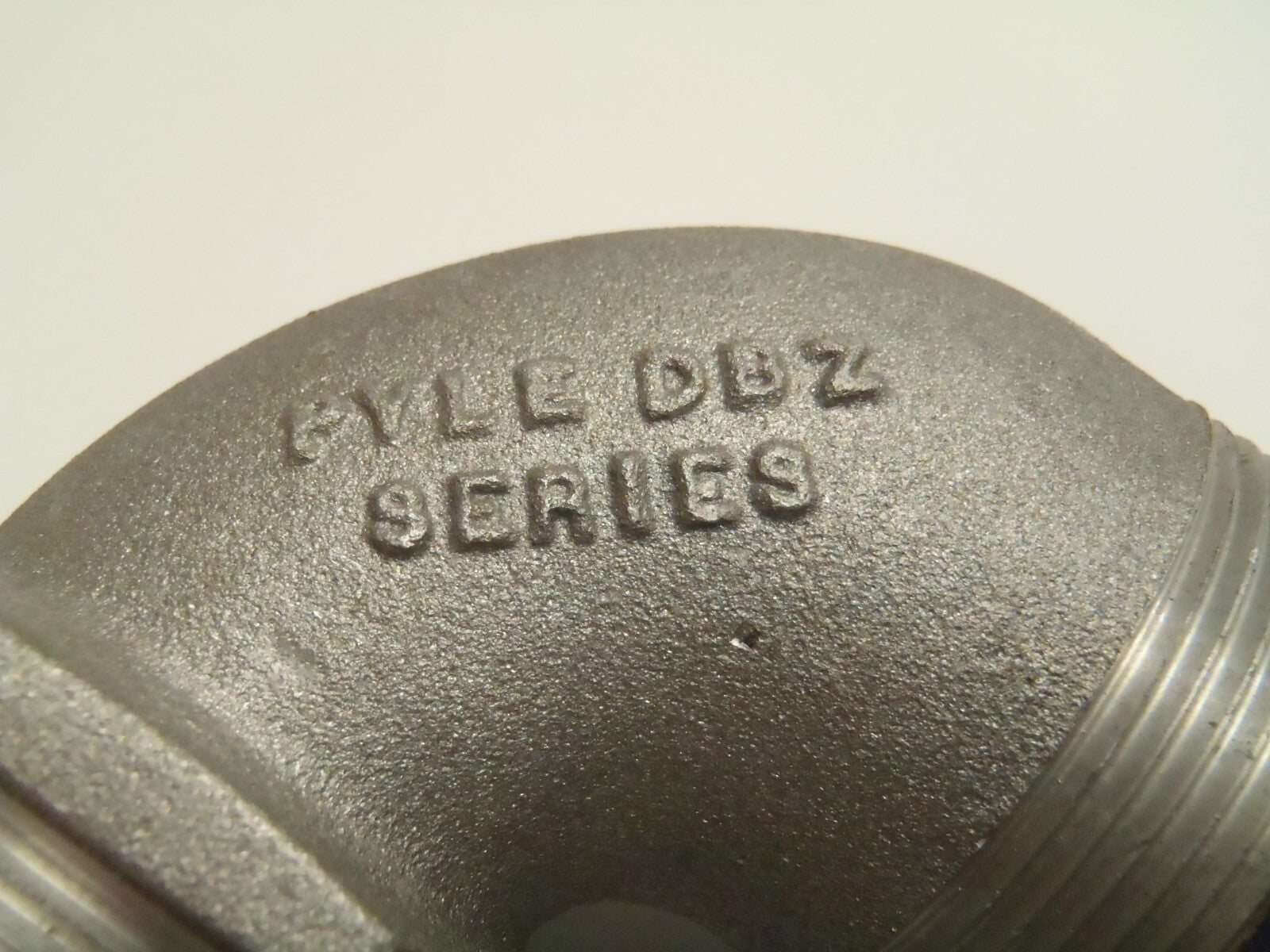 Pyle DBZ Series 1-1/4” Form 7 90 Elbow w/ Rubber Nozzle - Maverick Industrial Sales