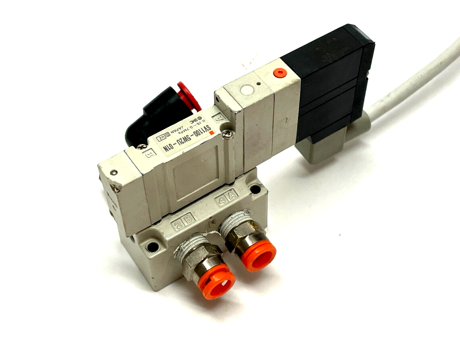 SV1100-5W2U-01N | SMC 5-Port 2-Pos. Single Solenoid Valve, 1/8" NPT - Used - Maverick Industrial Sales