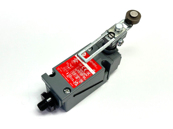 Allen Bradley 802T-APDD5 Ser J Metal Plug-In Oiltight Limit Switch 10A 600VAC - Maverick Industrial Sales