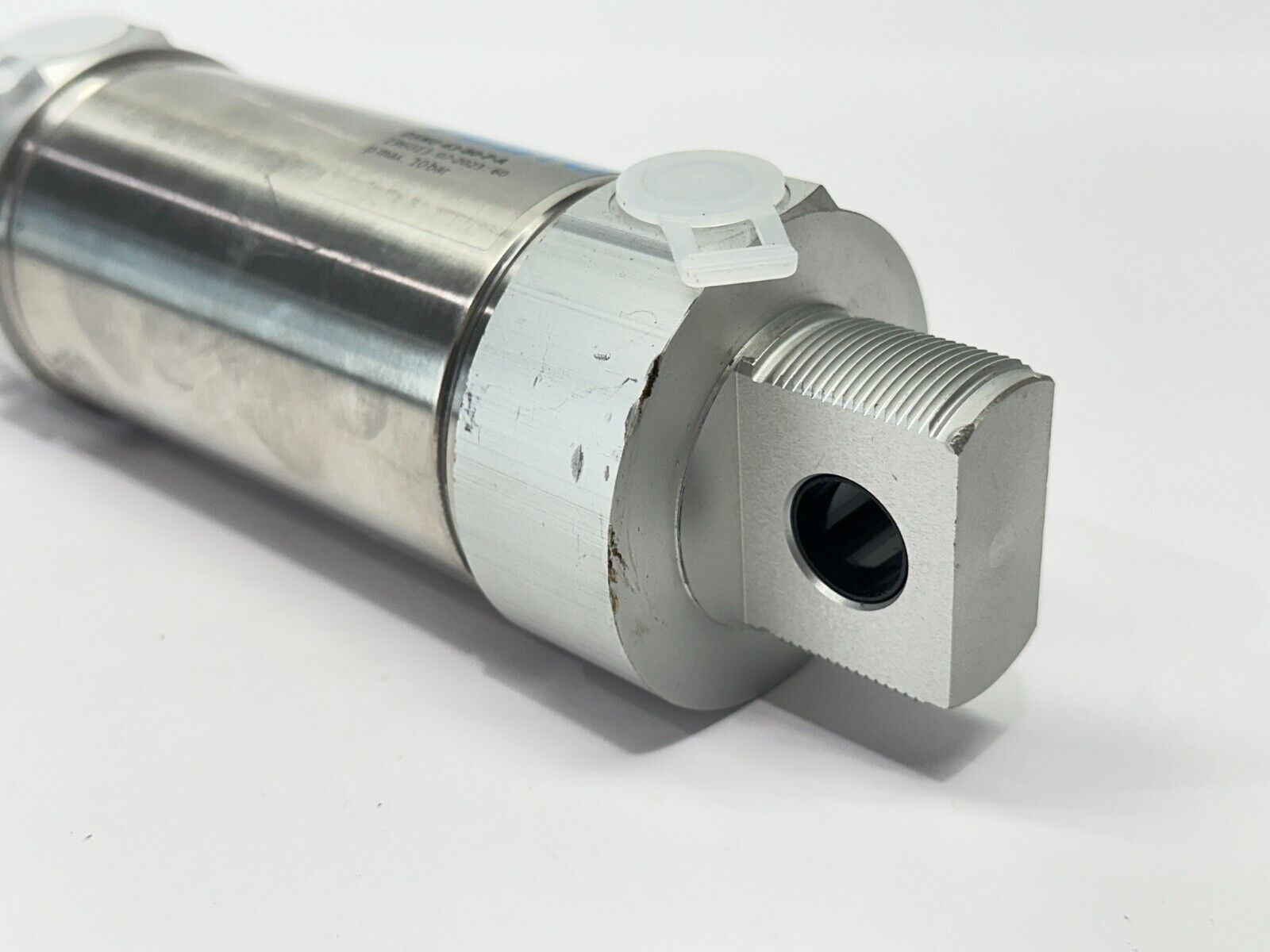 Festo DSNU-63-80-P-A Round-Body Cylinder 63mm Bore, 80mm Stroke 196013 - Maverick Industrial Sales