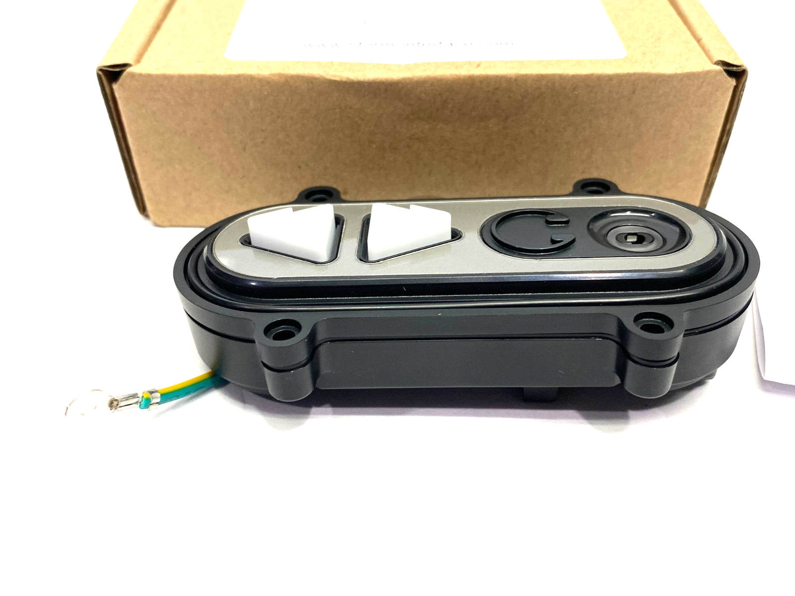 AT02-430013 | Storm Interface AudioComm Module, Silver, Vertical Mount - New – Open box - Maverick Industrial Sales