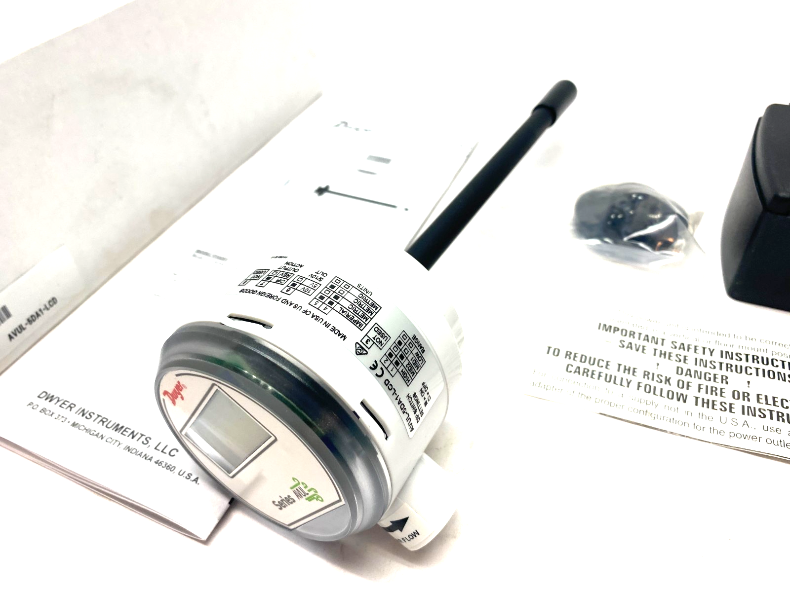 Dwyer AVUL-5DA1-LCD Air Velocity Transmitter 5-Digit 101865-01 - Maverick Industrial Sales
