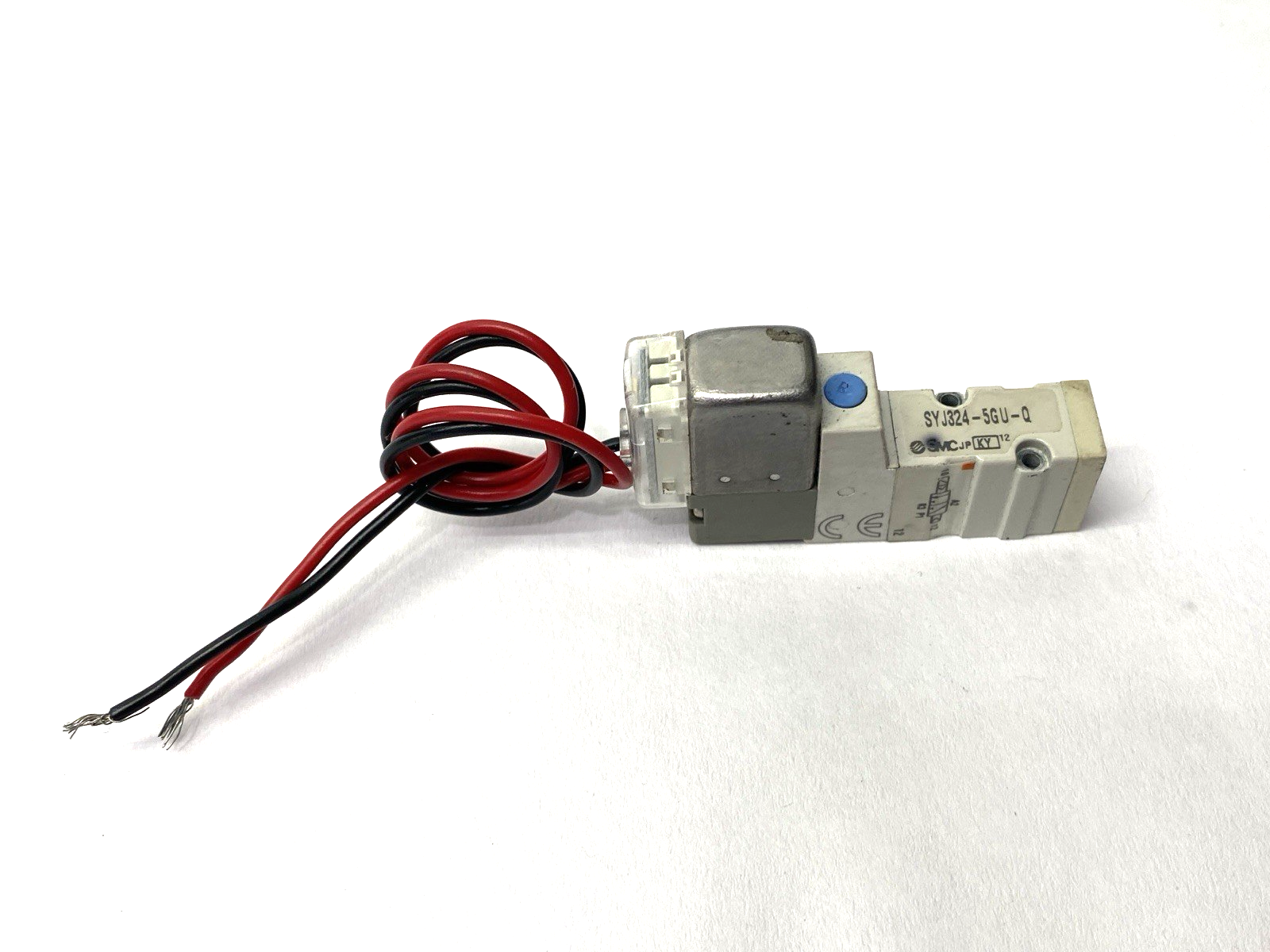 SMC SYJ324-5GU-Q Pneumatic Solenoid Valve 3-Port 24VDC - Maverick Industrial Sales